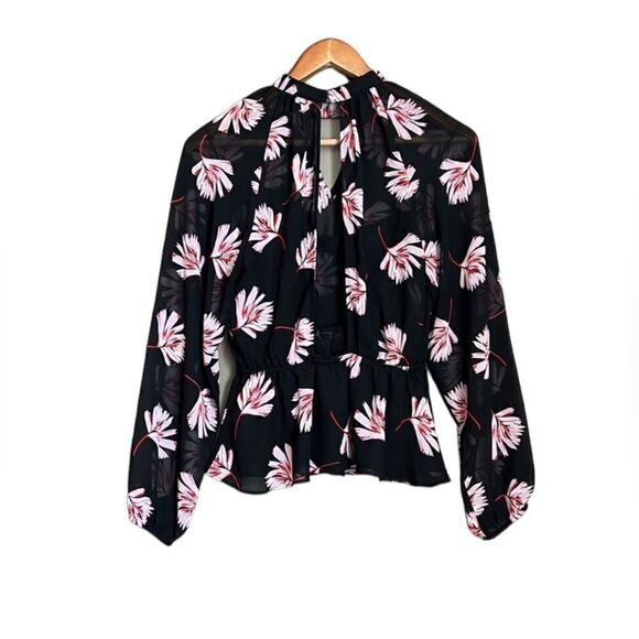 3 for $30! Express floral print long sleeve blouse. Size xs - Picture 8 of 8